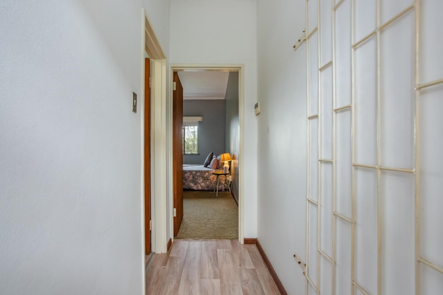 To Let 1 Bedroom Property for Rent in Uitsig Western Cape